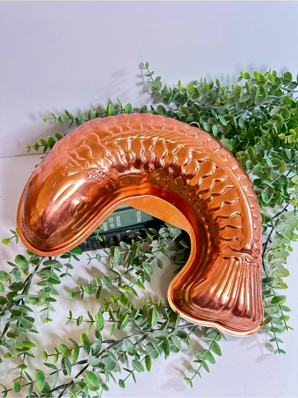 Copper Fish-Shaped Bakeware Mold - Copper Finish